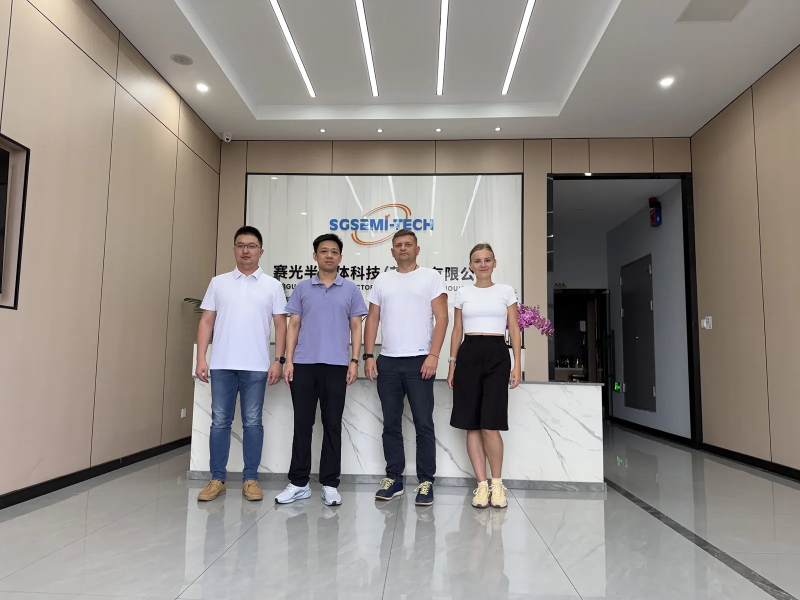 圣彼得堡信息商务中心代表团赴苏州市工作访问